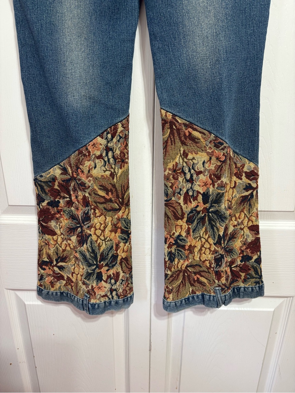 Vintage Flare Jeans with Floral Panel - Picture 6 of 7